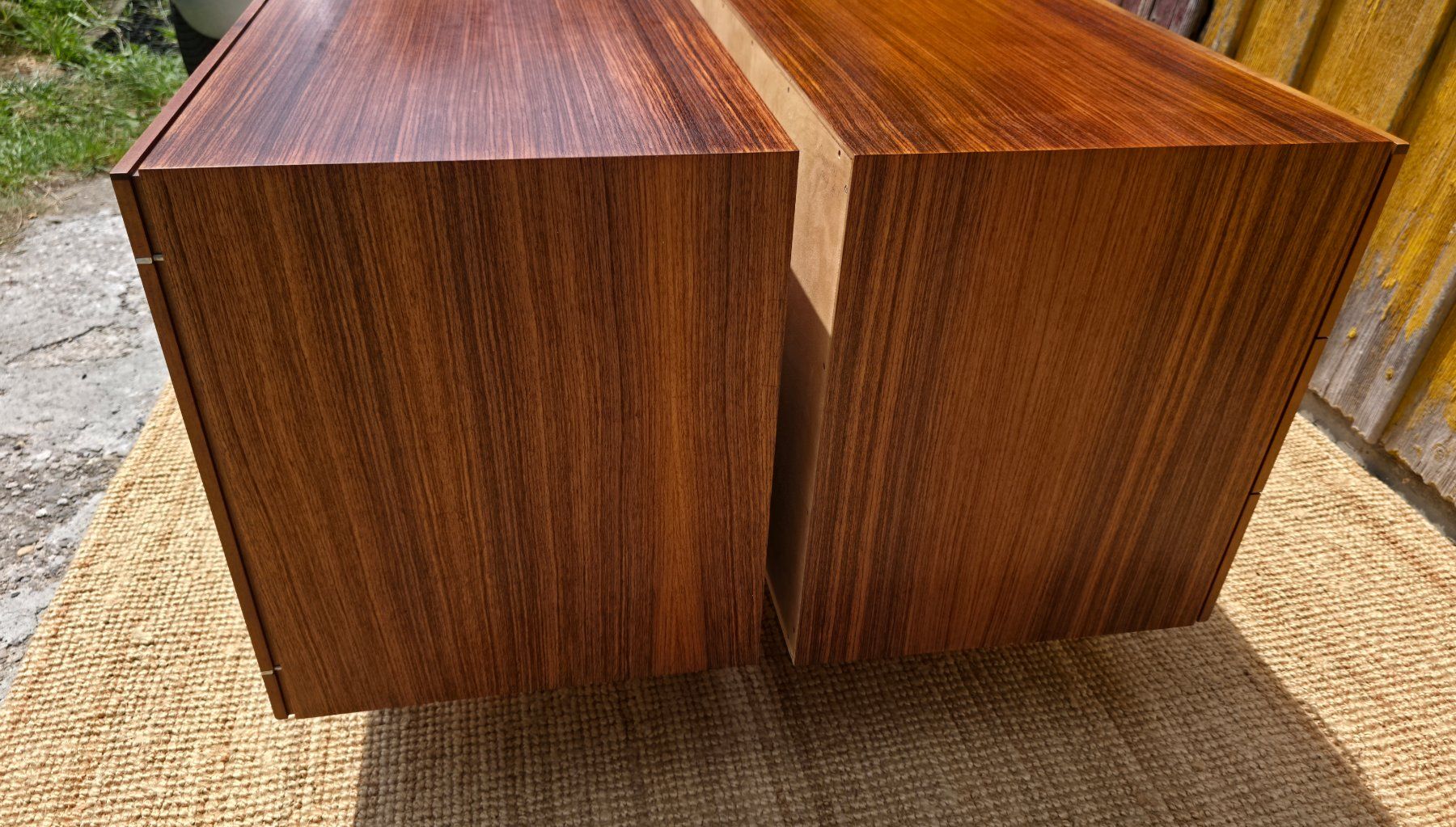 Credenze: Wohnhilfe Sideboard Entwurf Urs Rösch in Palisander – Usato da Haslen AI venduto da Vintagelix 4