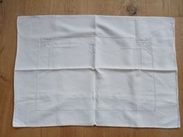 Federa cuscino in cotone grezzo ricamato a mano