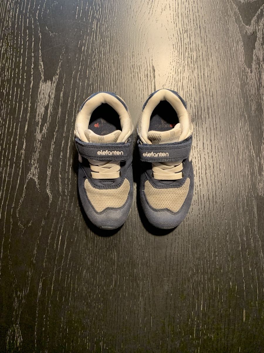 Elefanten Schuhe für Jungen: Elefanten Sneaker Grösse 26 – Gebraucht aus Klosters von ari_6y9m 1