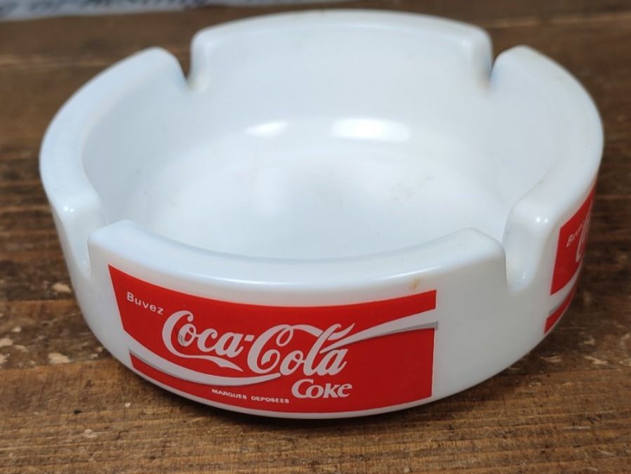Coca-Cola Portacenere: Wunderschöner alter COCA-COLA ASCHENBECHER – Usato da Gelterkinden venduto da MYSTOREFORYOU4460