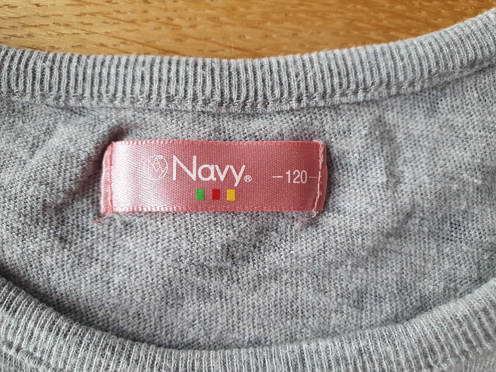 Camicette, T-shirt & Top: T-Shirt Gr. 120 – Usato da Villars-sur-Glâne venduto da richardette 1