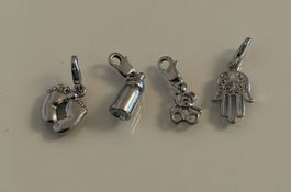 Charms: Babyfüssli, Fläschli, Bär, Hand Fatima 