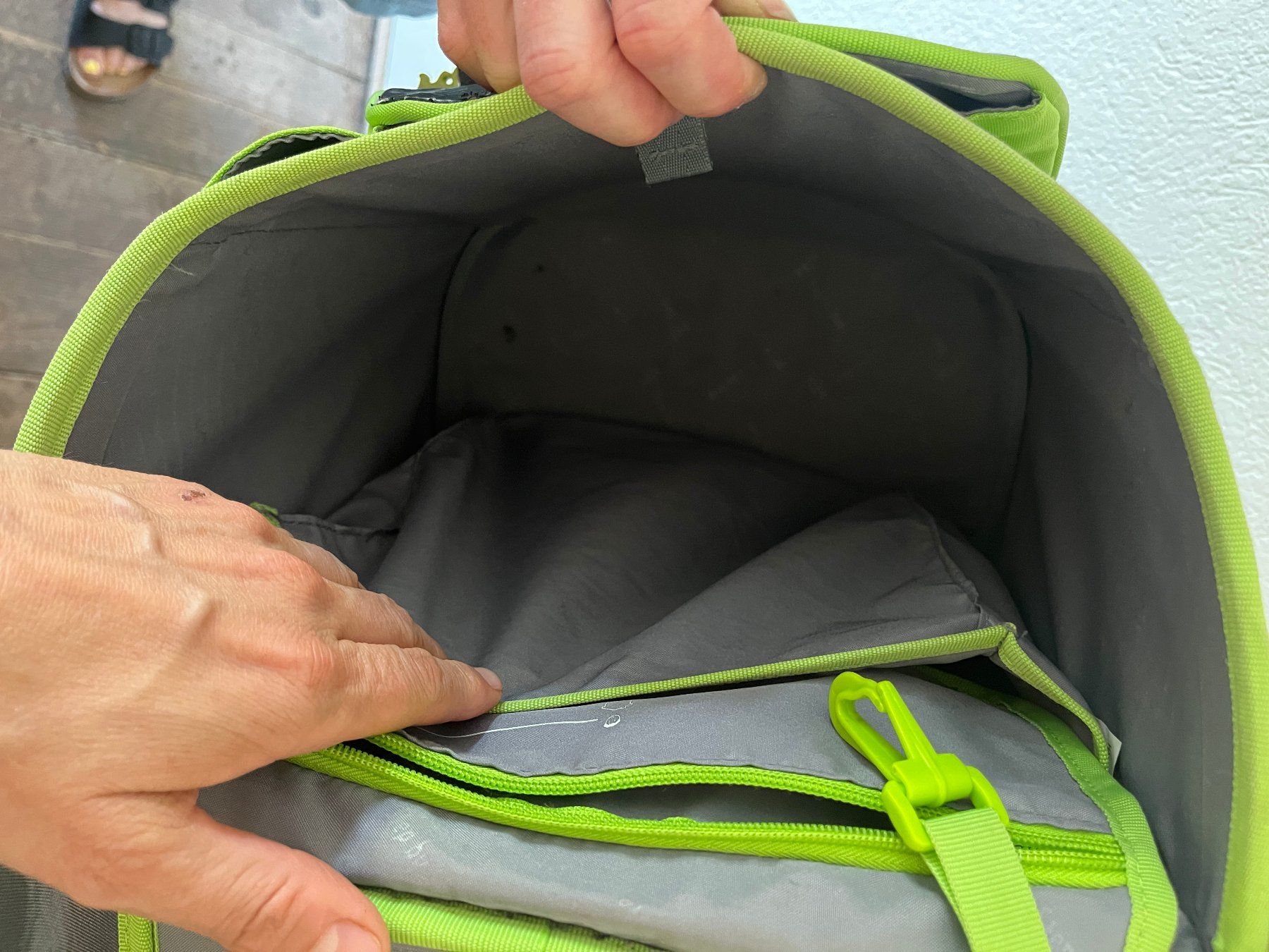Borse & Zaini: Thek Rucksack Step by Step – Usato da Zürich venduto da schweinsbraten 1