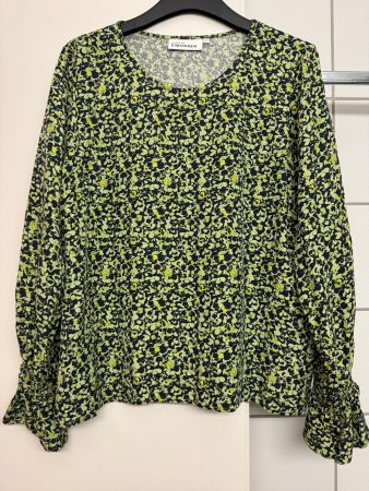 Bluse von KAREN BY SIMONSEN Grösse 42. Nie getragen.