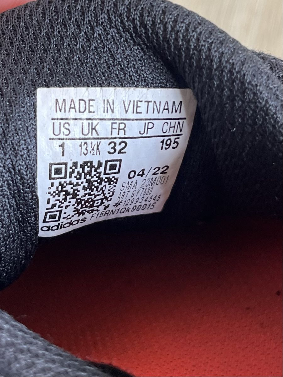Scarpe per ragazzi: Adidas Terrex Traxion Grösse 32 – Usato da Zürich venduto da Renkonsky 8