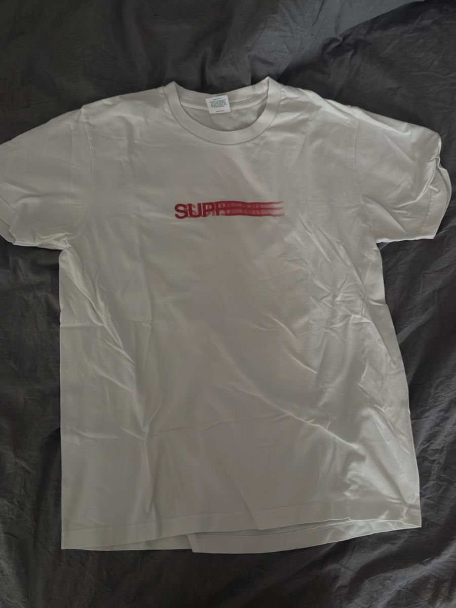 Supreme T-shirt: Supreme Motion Logo T-Shirt - Grösse M - – Usato da Wetzikon ZH venduto da ShopFaster 2