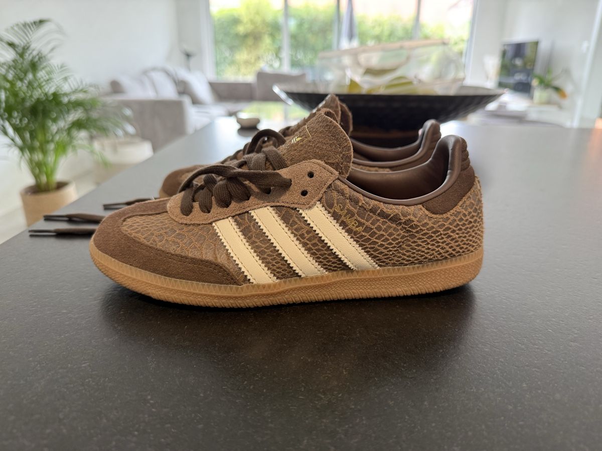 Scarpe da donna: Adidas Samba  – Usato da Courrendlin venduto da loko2910 1