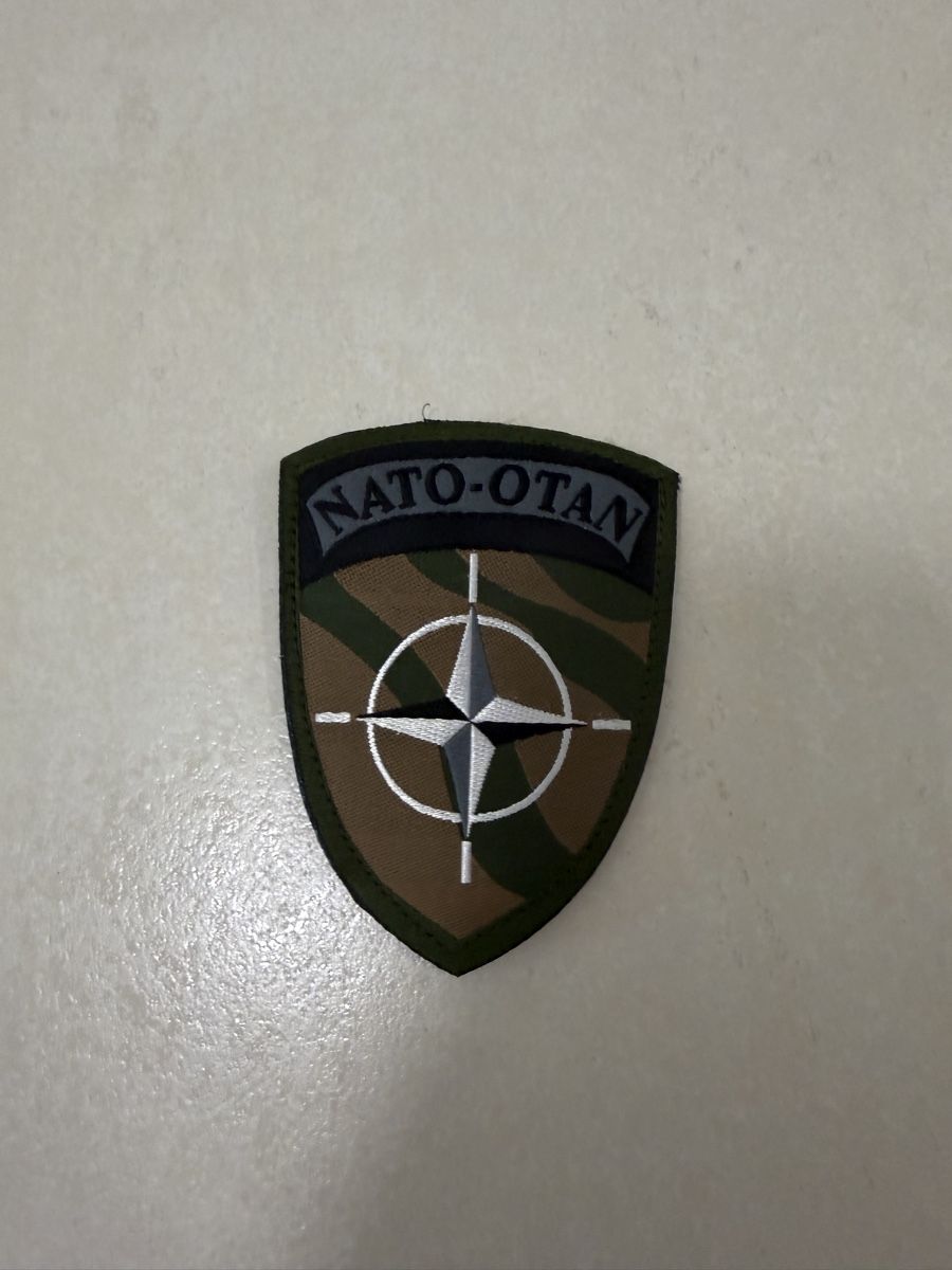Placchette & Badge: Nato-Otan Klett-Badge Abzeichen neu – Nuovo (secondo la descrizione) da Haag (Rheintal) venduto da SWB-9469