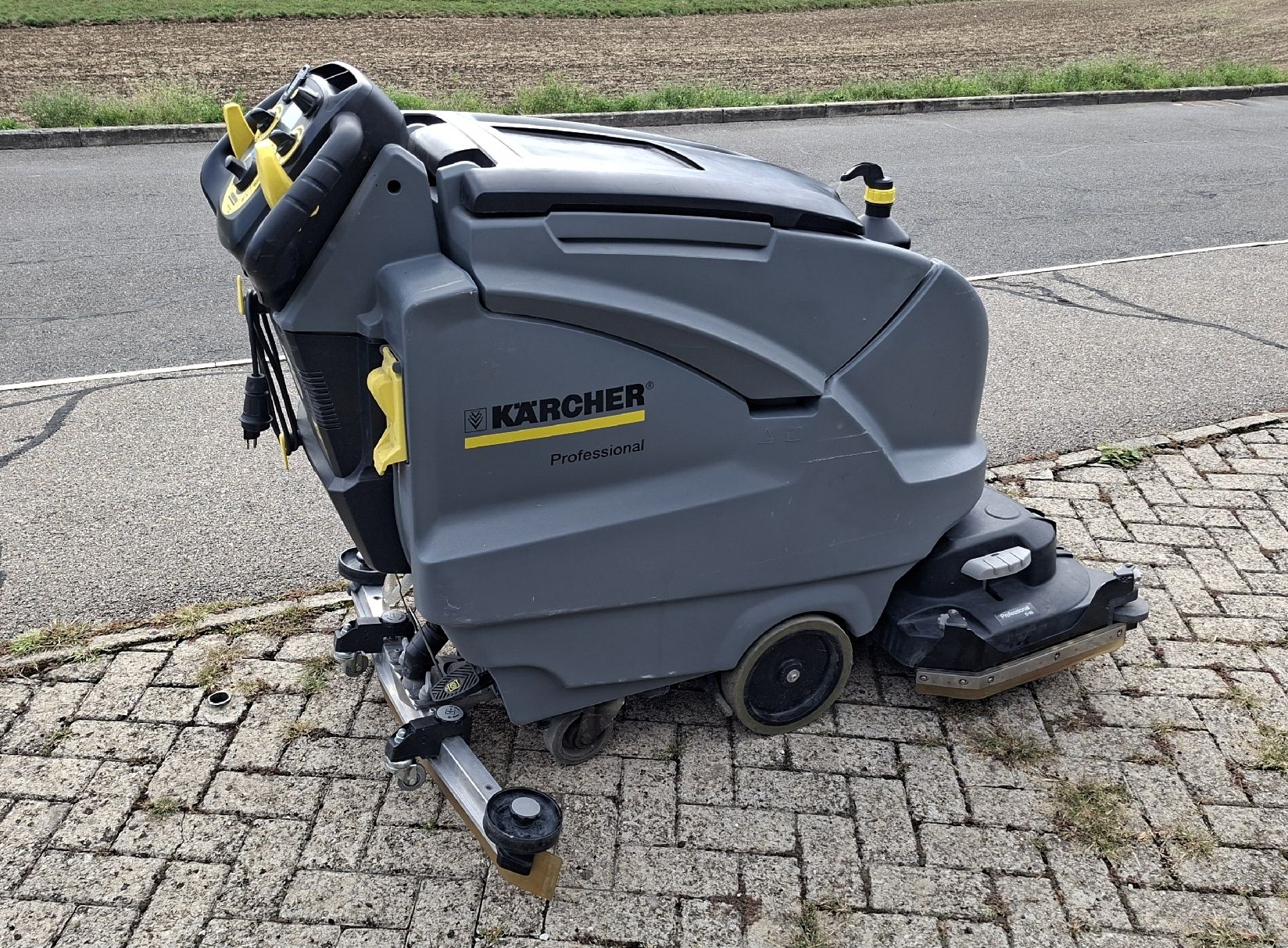 Kärcher Alle Maschinen: Kärcher B 80 Wp – Scheuersaugmaschine – Gebraucht aus Münchenbuchsee von Kirchen 4