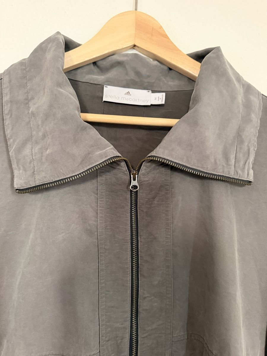 Stella McCartney Jacken: Volume Bomber Stella McCartney & Adidas  – Gebraucht aus Oberwil b. Zug von fis_2wtq 6