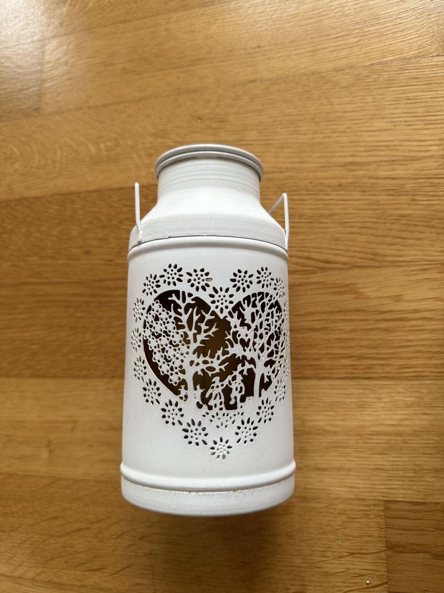 Candele: Kerze aus Milchkanne, weiss – Nuovo (secondo la descrizione) da Olten venduto da sar_zs6d