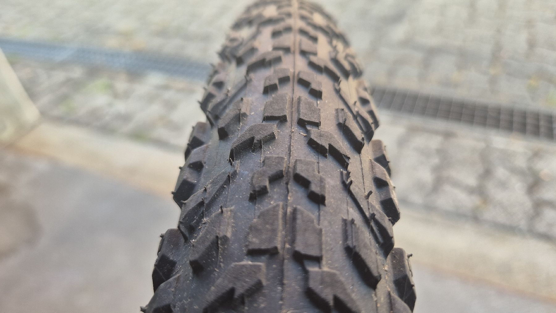 Ersatzteile: Reifen – Gebraucht aus Oberhasli von Velo_Susak 2