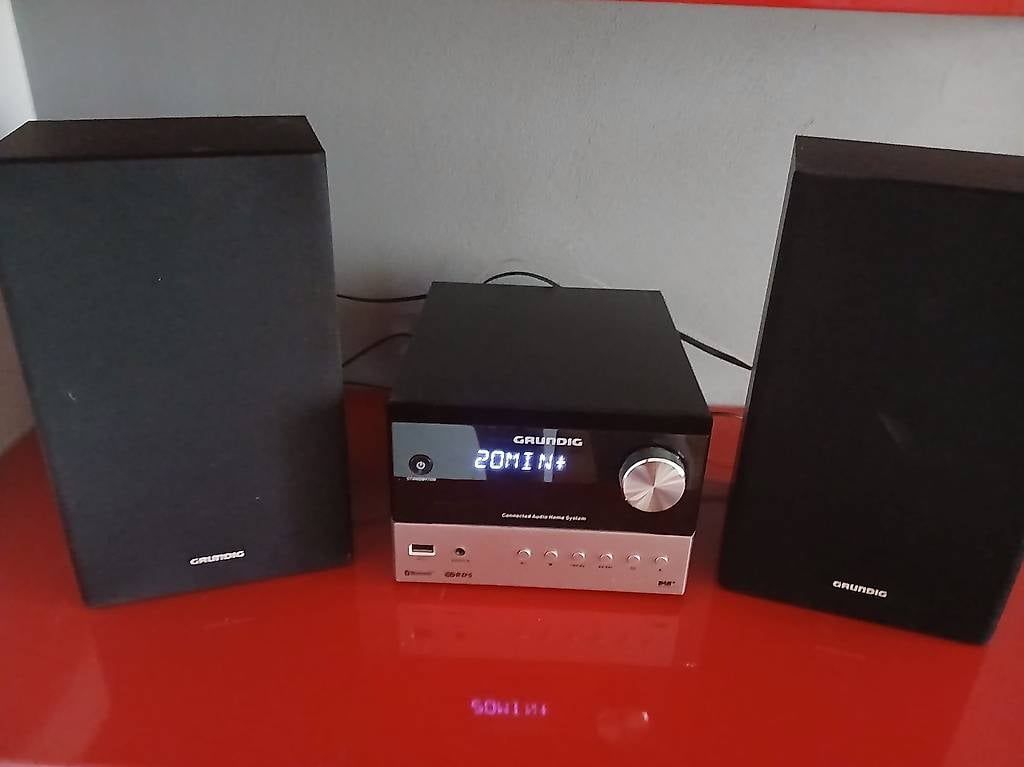 Radio: Stereo Grundig – Usato da Brunnen venduto da 77miul77