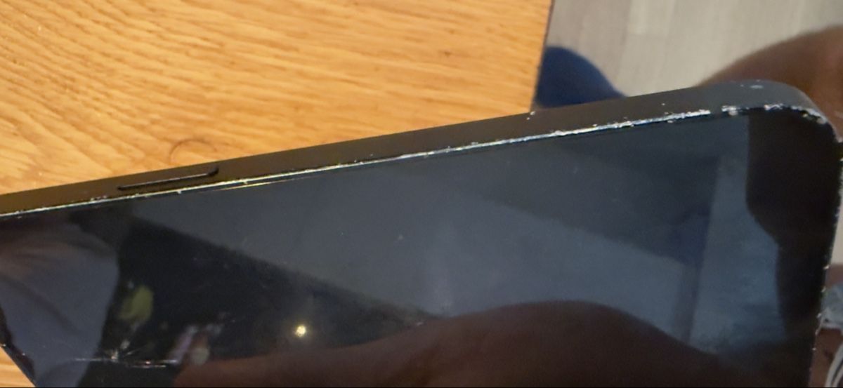 Apple Telefoni cellulari / Smartphones: Iphone 14 / 128GB DEFEKT – Difettoso da schlieren venduto da ali_jx6h 2
