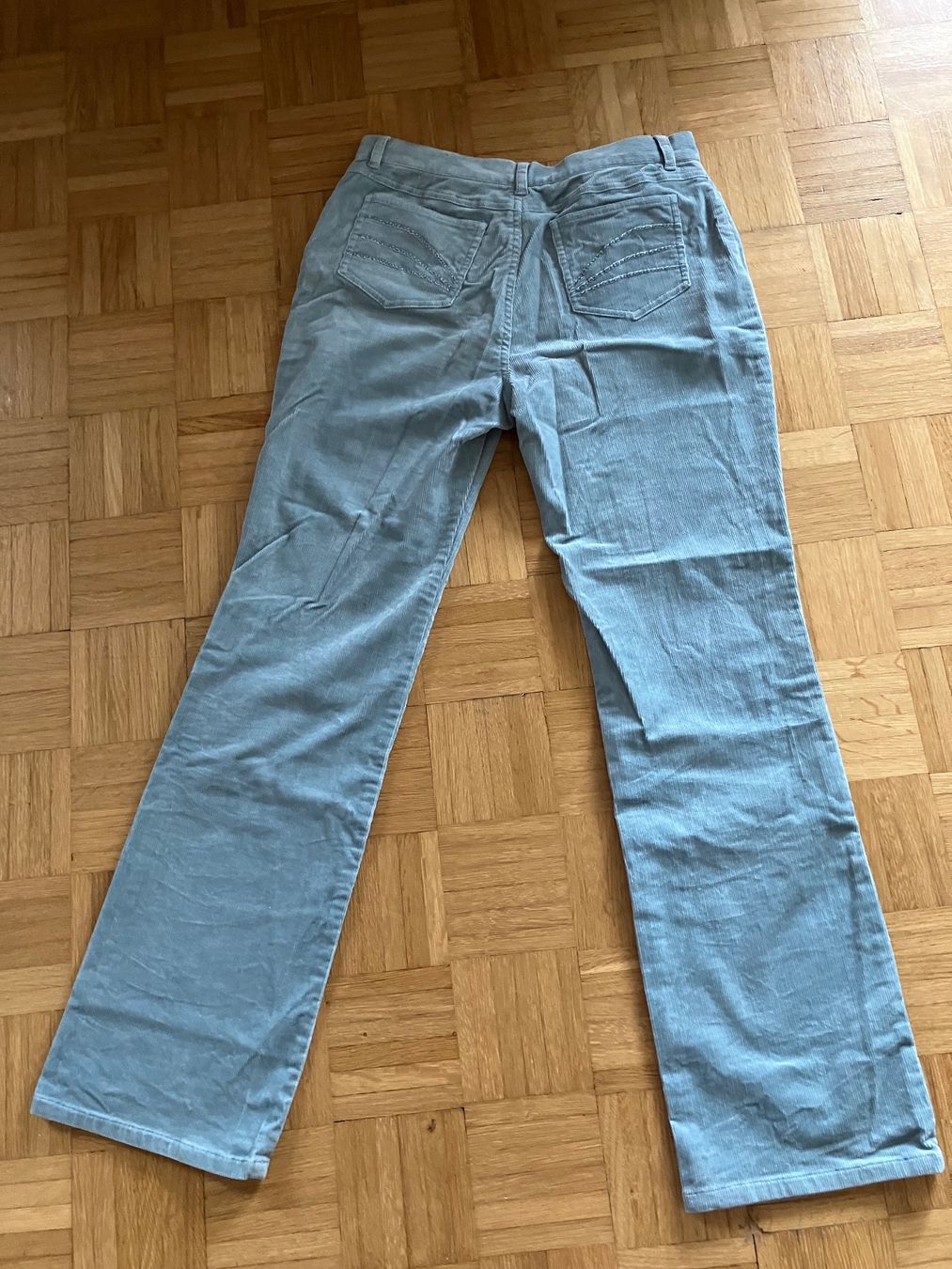 Hosen: Schöne Cordhose, Gr. 38 – Gebraucht aus Olten von Dickbrave 1