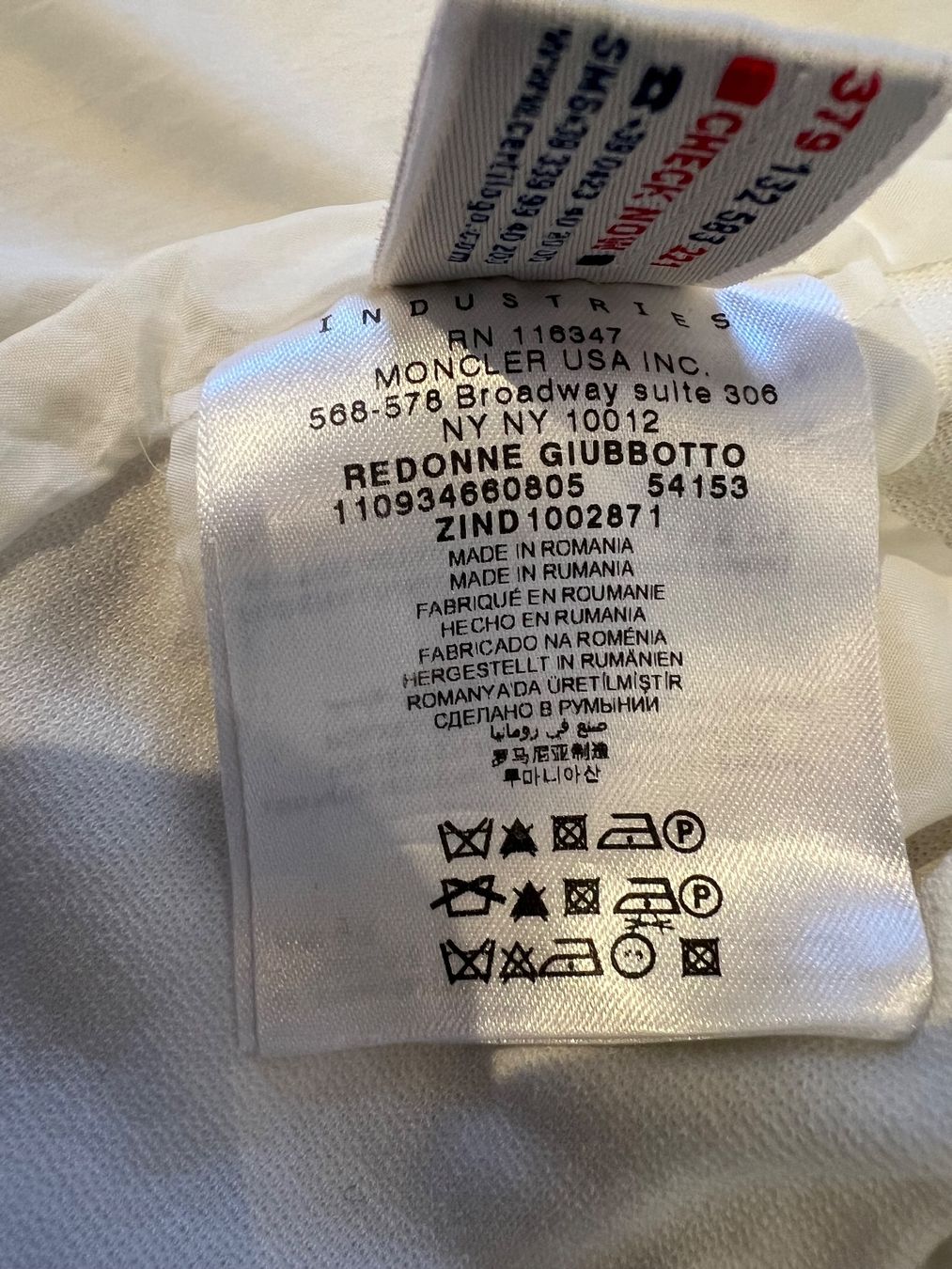 Giacche: Moncler Damenjacke – Usato da Fürigen venduto da beccaris 2