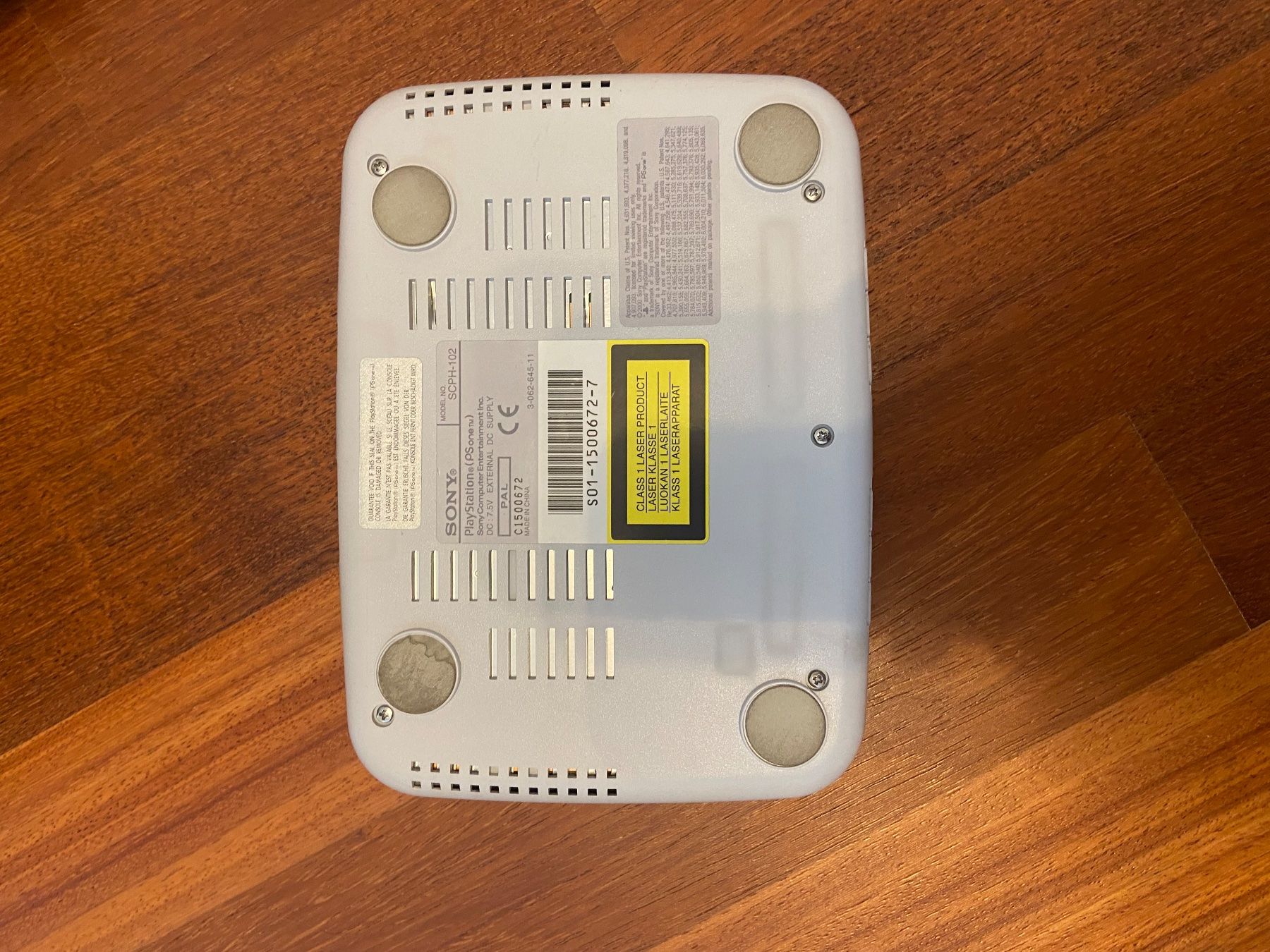 Sony Konsolen: Playstation PSone (inkl 2 Controller und 2 Games) – Gebraucht aus Wangs von scheloli 9