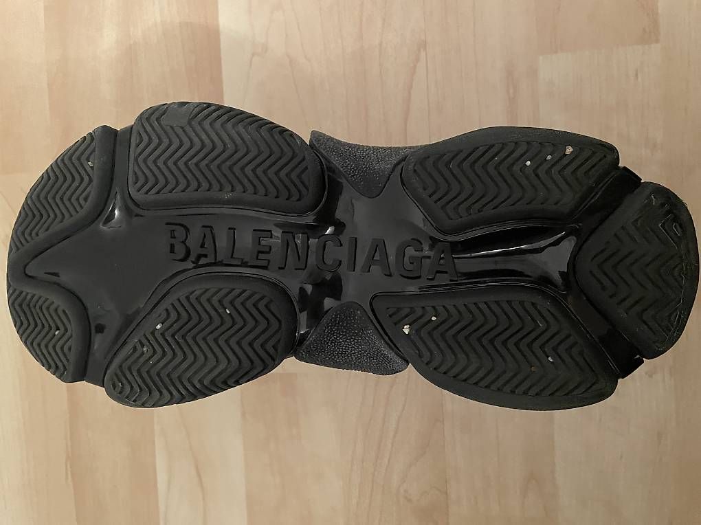 Scarpe da uomo: BalenciagaTriple S – Usato da Zürich venduto da ran_bq8y 3