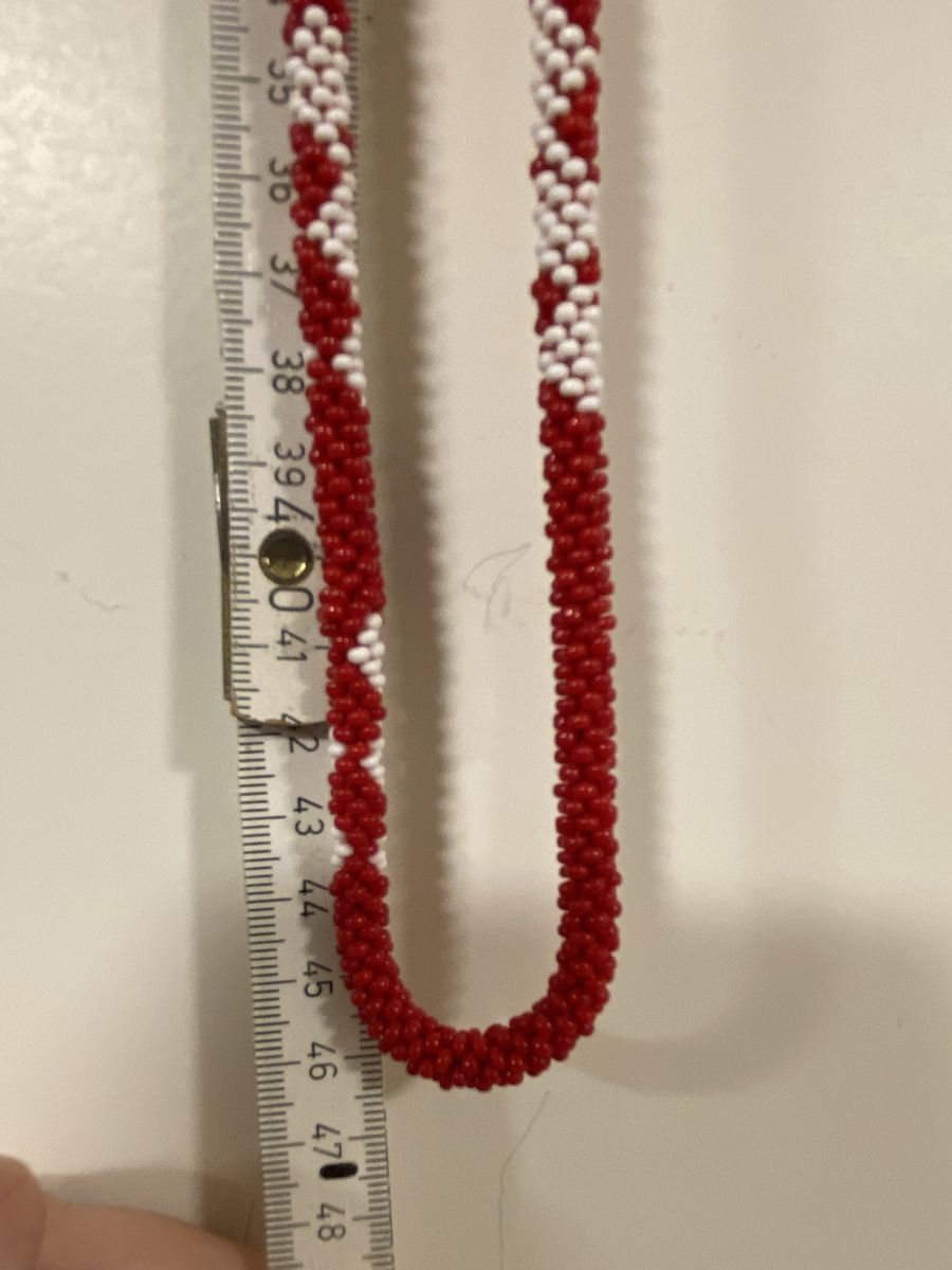 Catenine: Rote Perlen Halskette mit weissem Muster, Handmade – Nuovo (secondo la descrizione) da Flawil venduto da sonnengeist 3