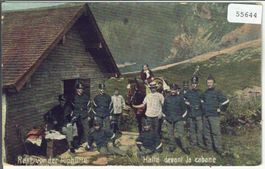 Armee Suisse - Rast vor der Alphütte - Halte devant la caban