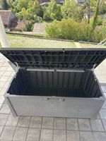 Coffre de jardin Toomax Nevada 550 litres gris bon état