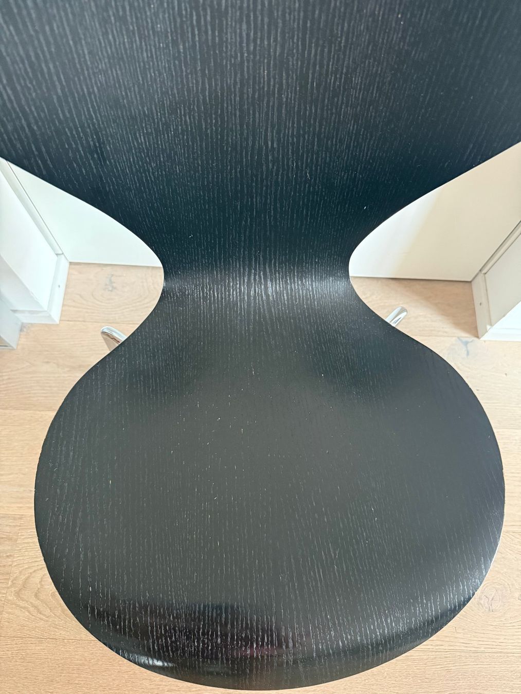 Fritz Hansen Stühle: Fritz Hansen Arne Jacobsen Stuhl schwarz gebraucht – Gebraucht aus Zürich von lea_9s5y 1