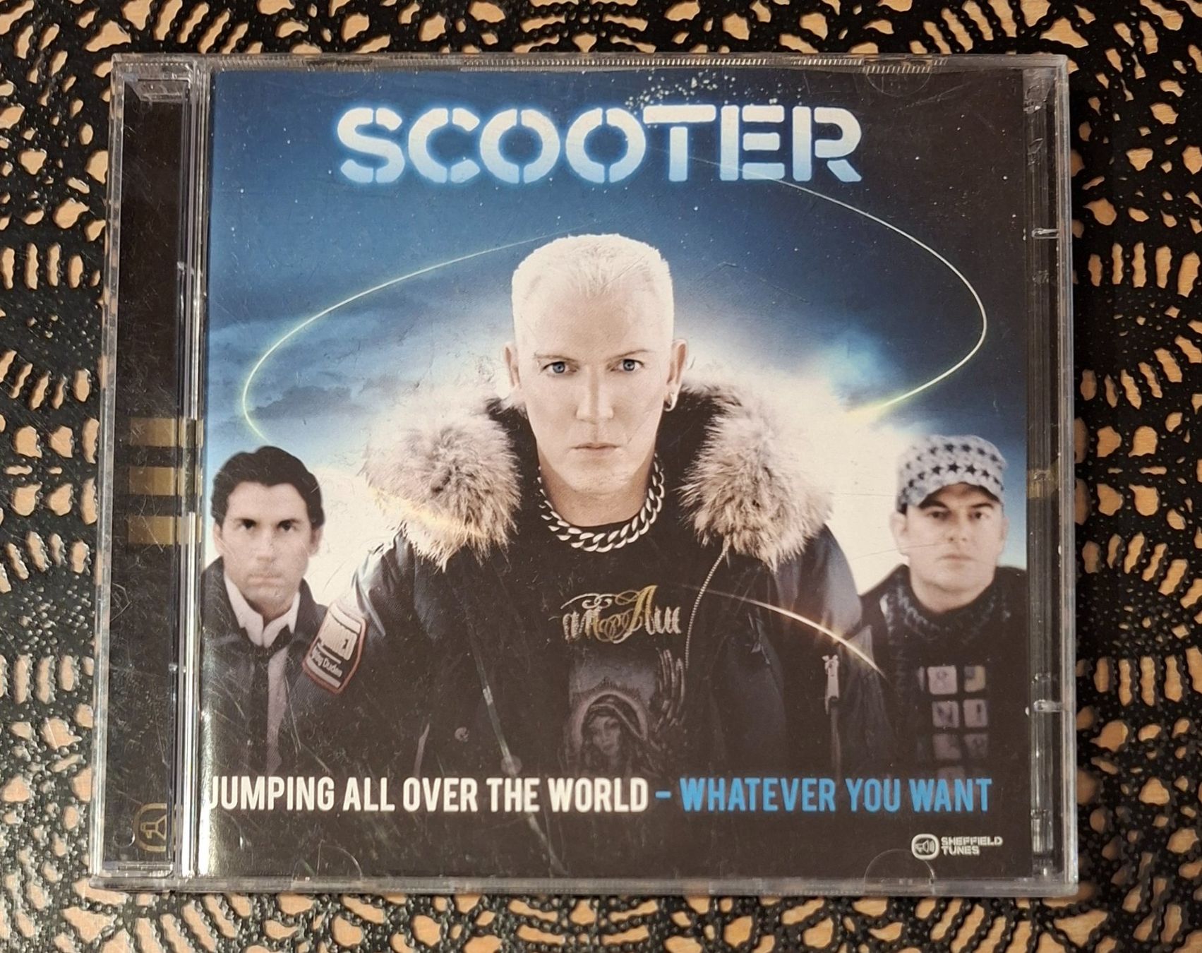 CDs: Scooter - Jumping All Over The World, DE Techno CD 2007 – Gebraucht aus Schönenberg TG von Gregordini