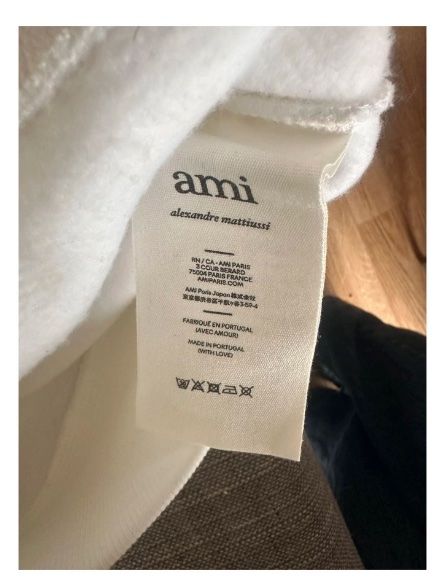 Maglioni & Felpe: AMI Paris Hoodie – Usato da Oberrohrdorf venduto da saraha1983 2
