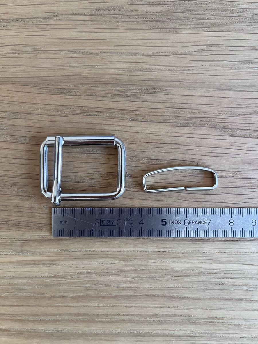Fibbie per cinture: 24 Rollschnallen/ Gurtschnallen 30mm – Nuovo (secondo la descrizione) da Zürich venduto da mai_cdx9 2