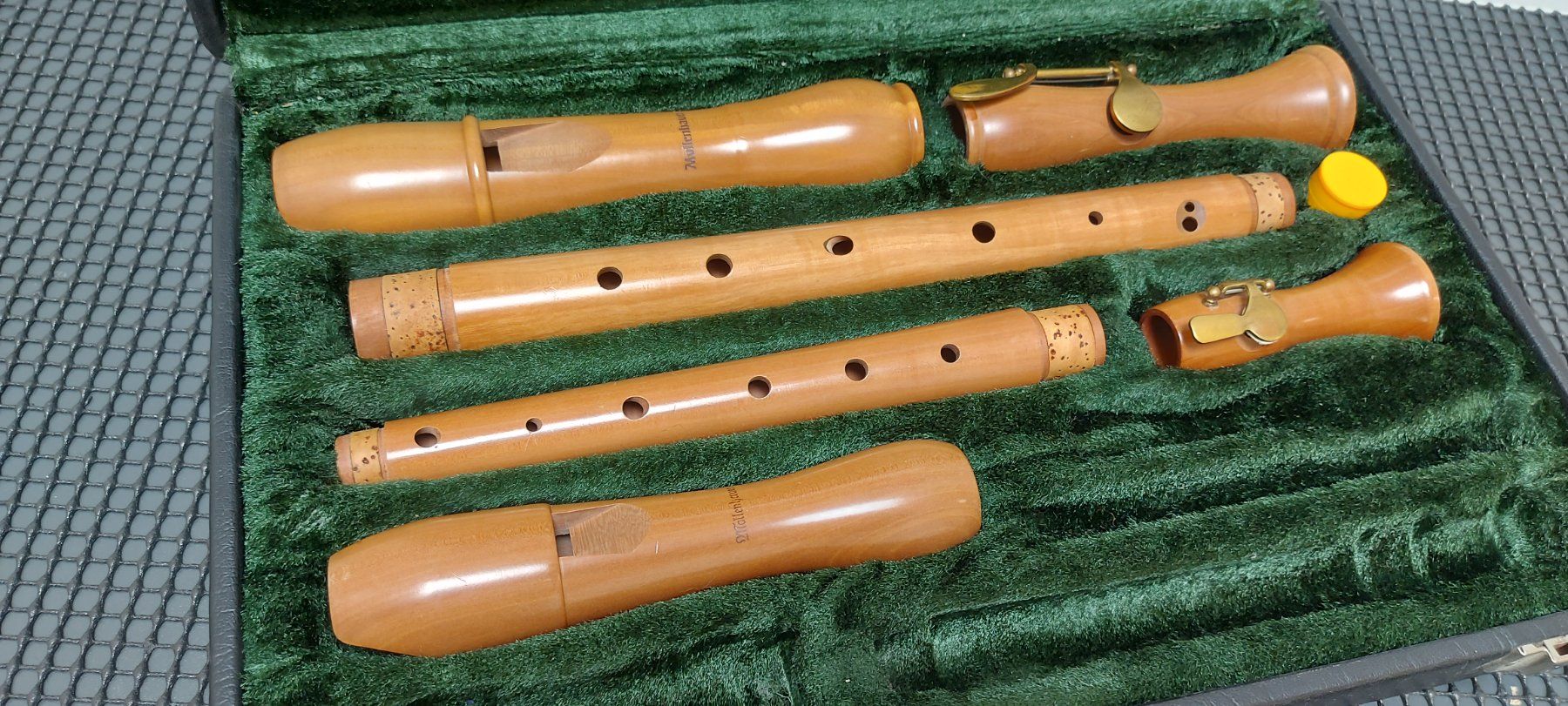 Strumenti musicali: Mollenhauer Birnbaum set Tenor&Alt blockflöte mit Klappe – Usato da Glattbrugg venduto da Swissmusik 1