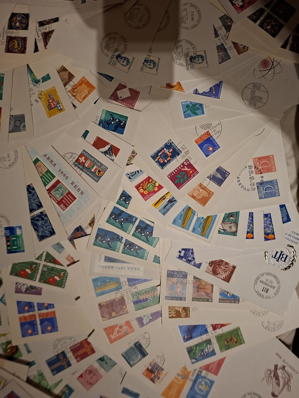 Tous les timbres: Schachtel FDC Schweiz – D'occasion à Balgach par SIMEON27 4