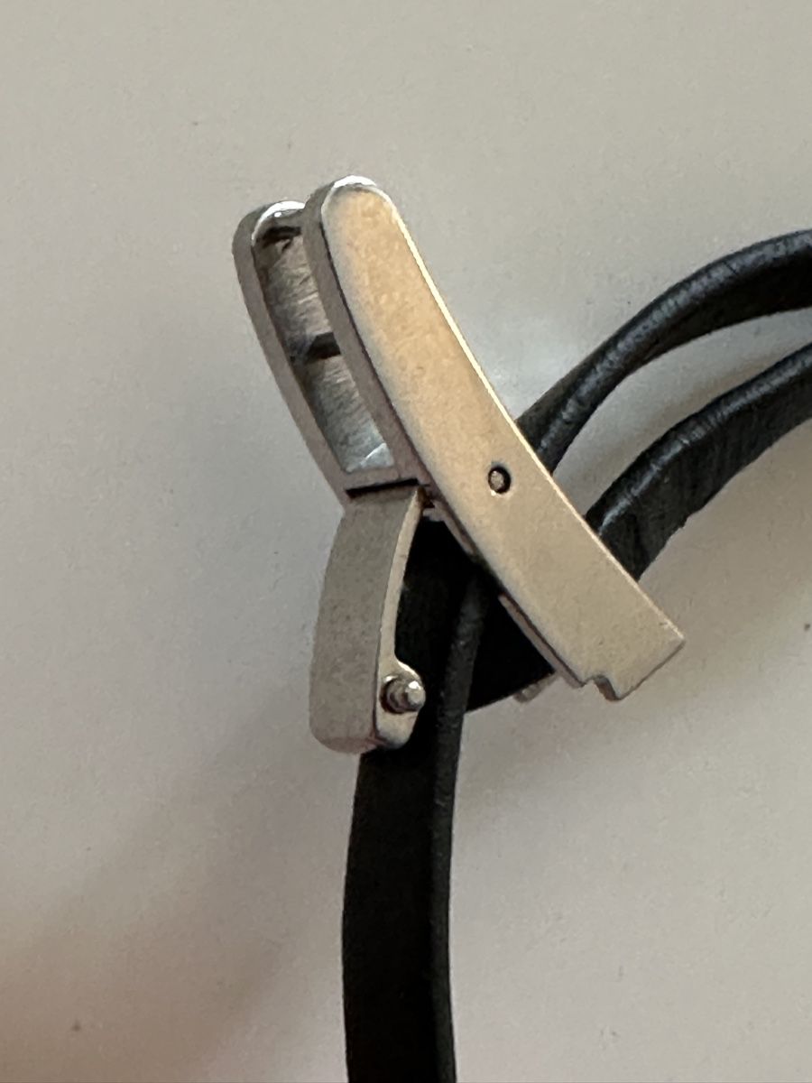 Gucci Uhren: Gucci 6100L Damen Armbanduhr – Gebraucht aus Rümlang von NStucki 3