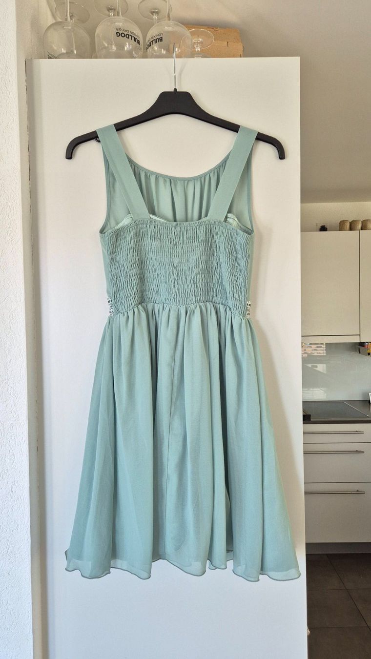 Vestiti: Mintgrünes Kleid von Little Mistress – Usato da Dürrenäsch venduto da Tina_2023 1