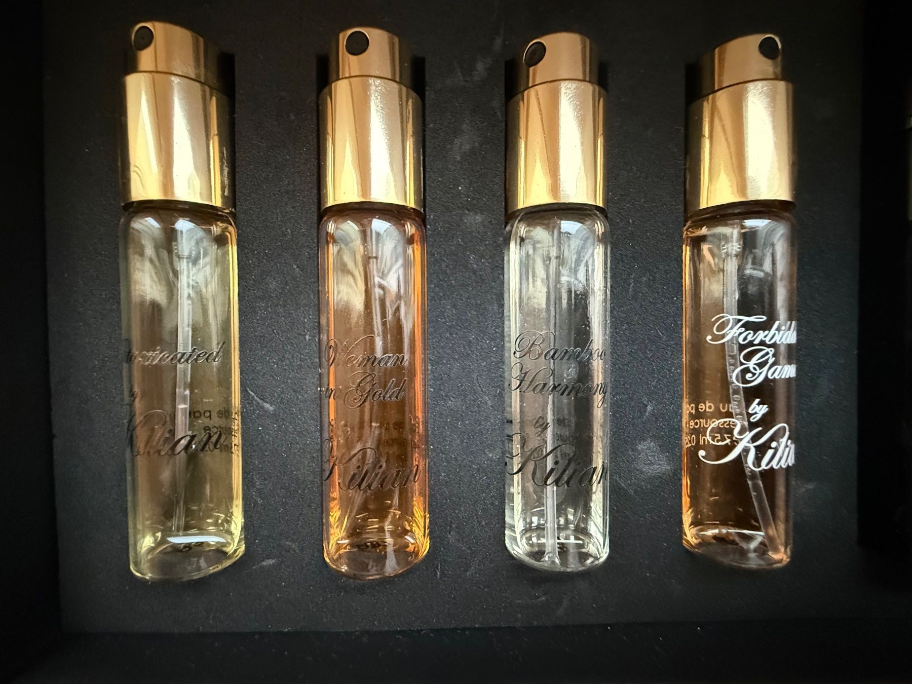 Kilian Profumi & Eau de Toilette: Kilian Discovery Set, 8 x 7.5ml – Usato da Altendorf venduto da Elenaneagu22 5