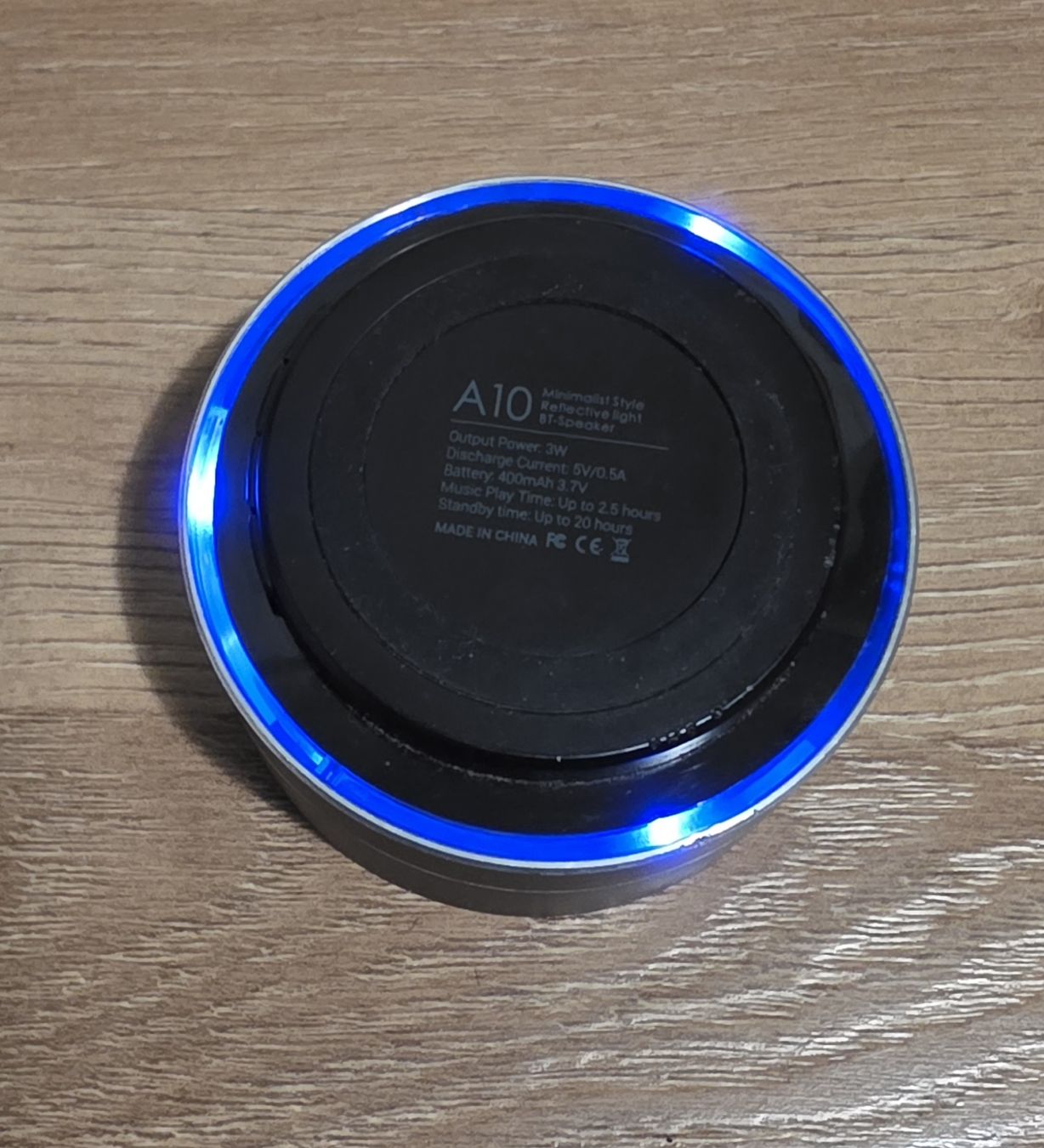 Casse acustiche: Mini Bluetooth Lautsprecher A10 mit LED-Licht - Schwarz – Usato da Bern venduto da KavIndustries 2