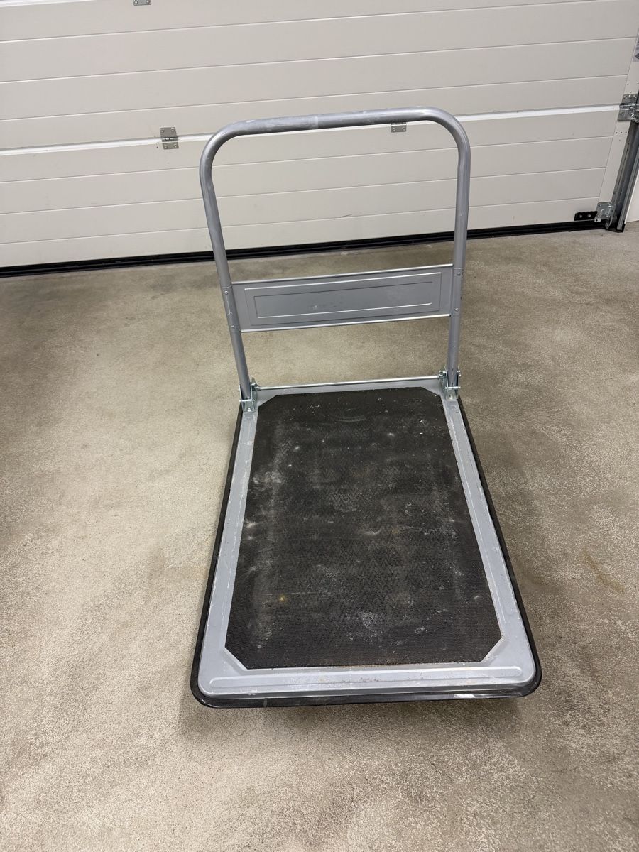 Accessori per altri veicoli: Plattformwagen 150kg Traglast – Usato da Bachenbülach venduto da SvRi