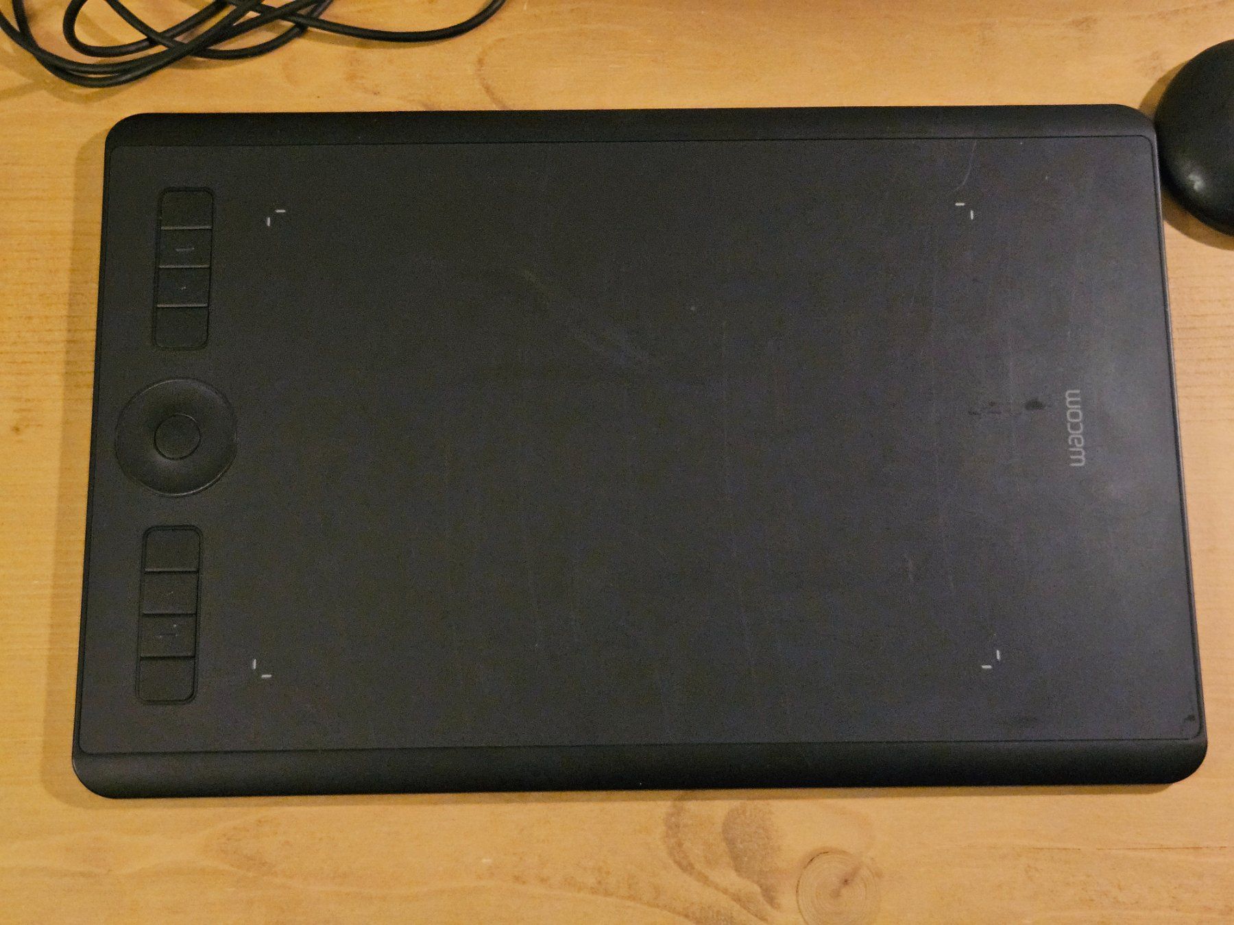 Wacom Tablet PC: Tablette graphique Wacom Intuos Pro 10 Pouces – Usato da Lausanne venduto da filipe013 1