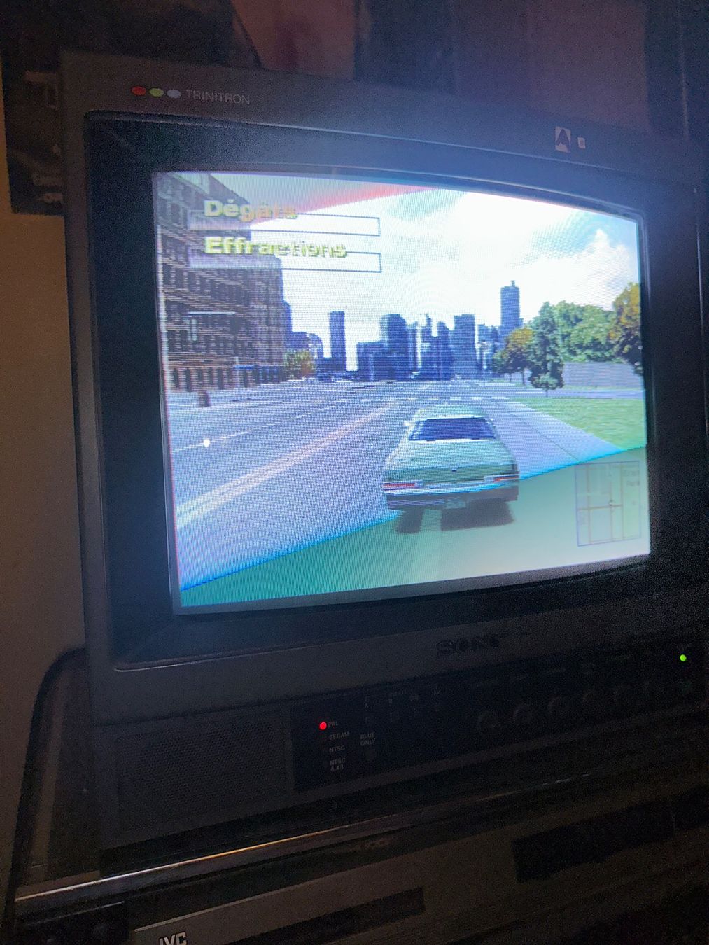 Televisori: Sony PVM trinitron moniteur idéal pour le retrogaming – Usato da Onex venduto da rya_5brm 1