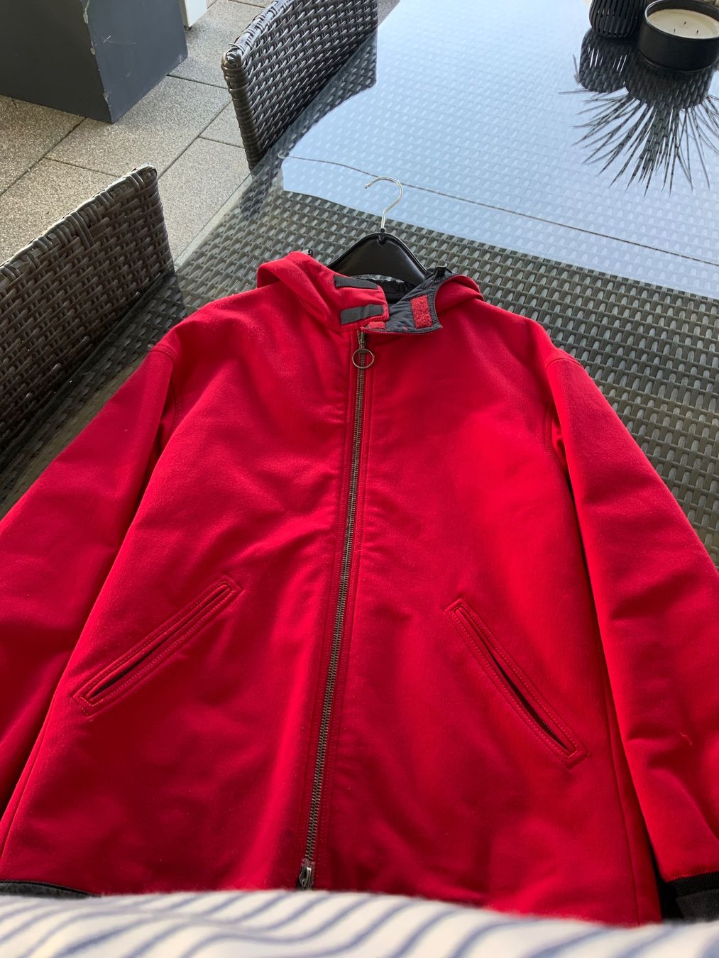 Prada Vestes: Prada M – D'occasion à Meltingen par Noah14