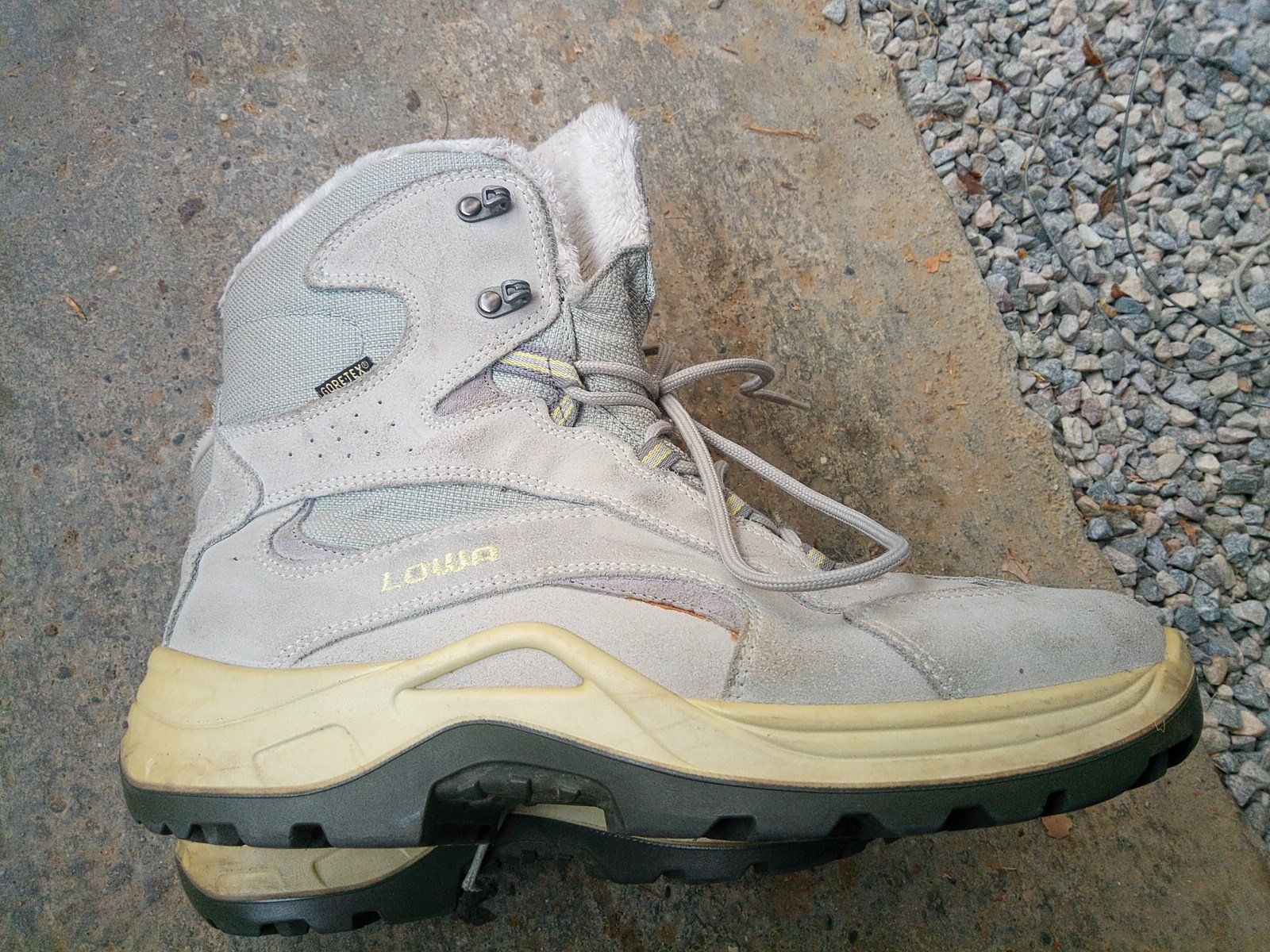 Lowa Scarpe da uomo: Lowa Winterschuhe Gr. 42.5 – Usato da Zürich venduto da Korolina 4