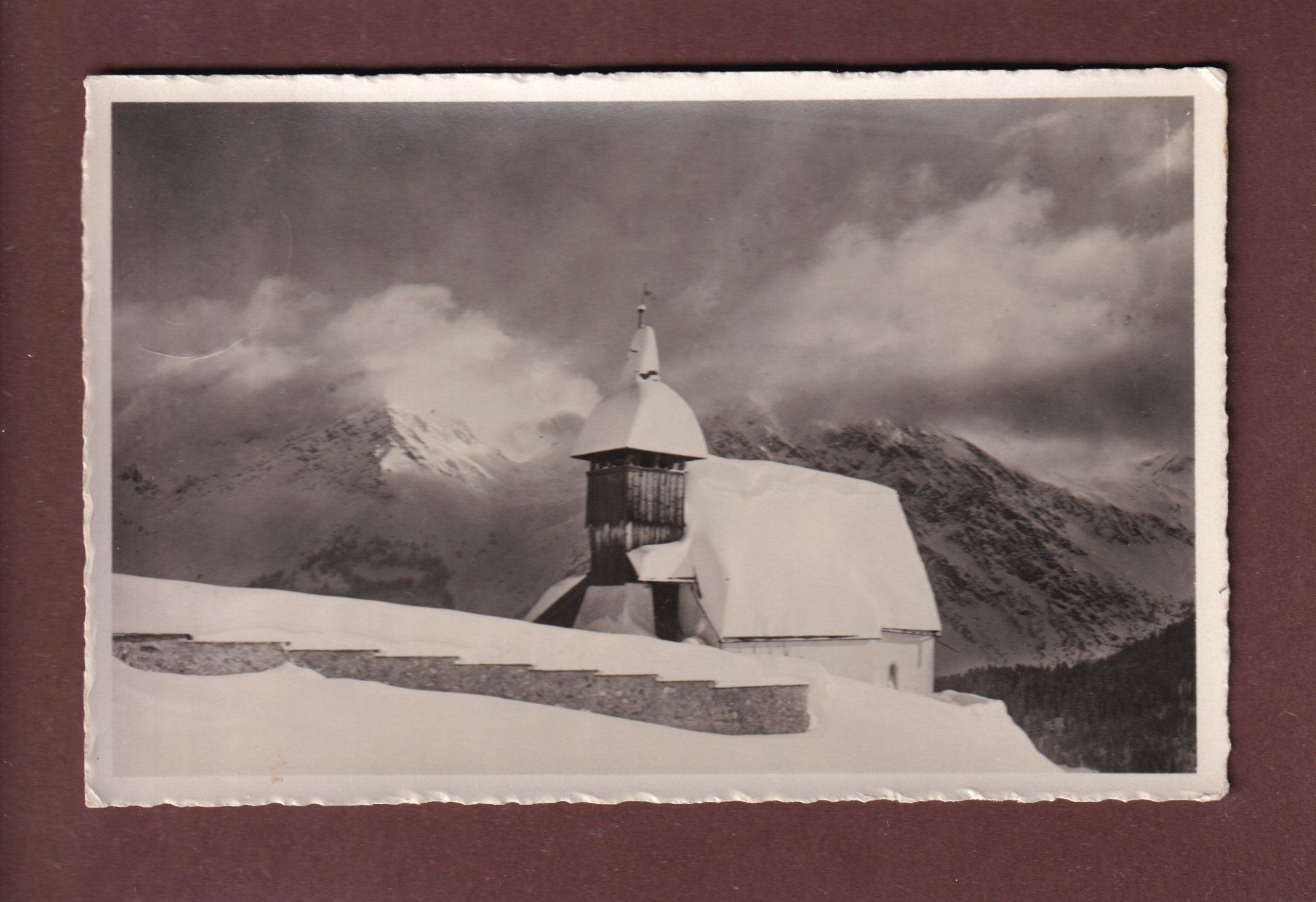 Ansichtskarten: AROSA - Altes Bergkirchlein - 1935 – Gebraucht aus Pully von nicecards-shop