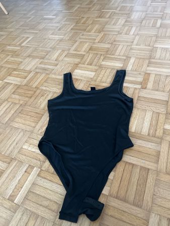 Damen Body schwarz ärmellos 