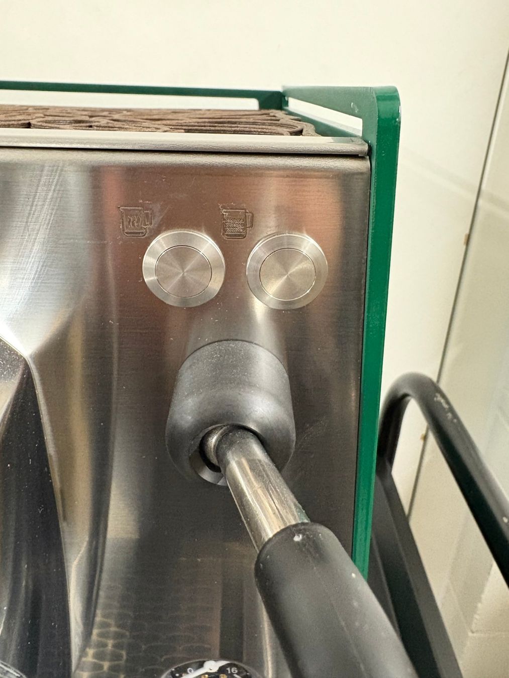 Faema Macchine per caffè & Macchine per espresso: Siebträger Kaffeemaschine Faemina grün – Nuovo (secondo la descrizione) da Zürich venduto da Autocity 3
