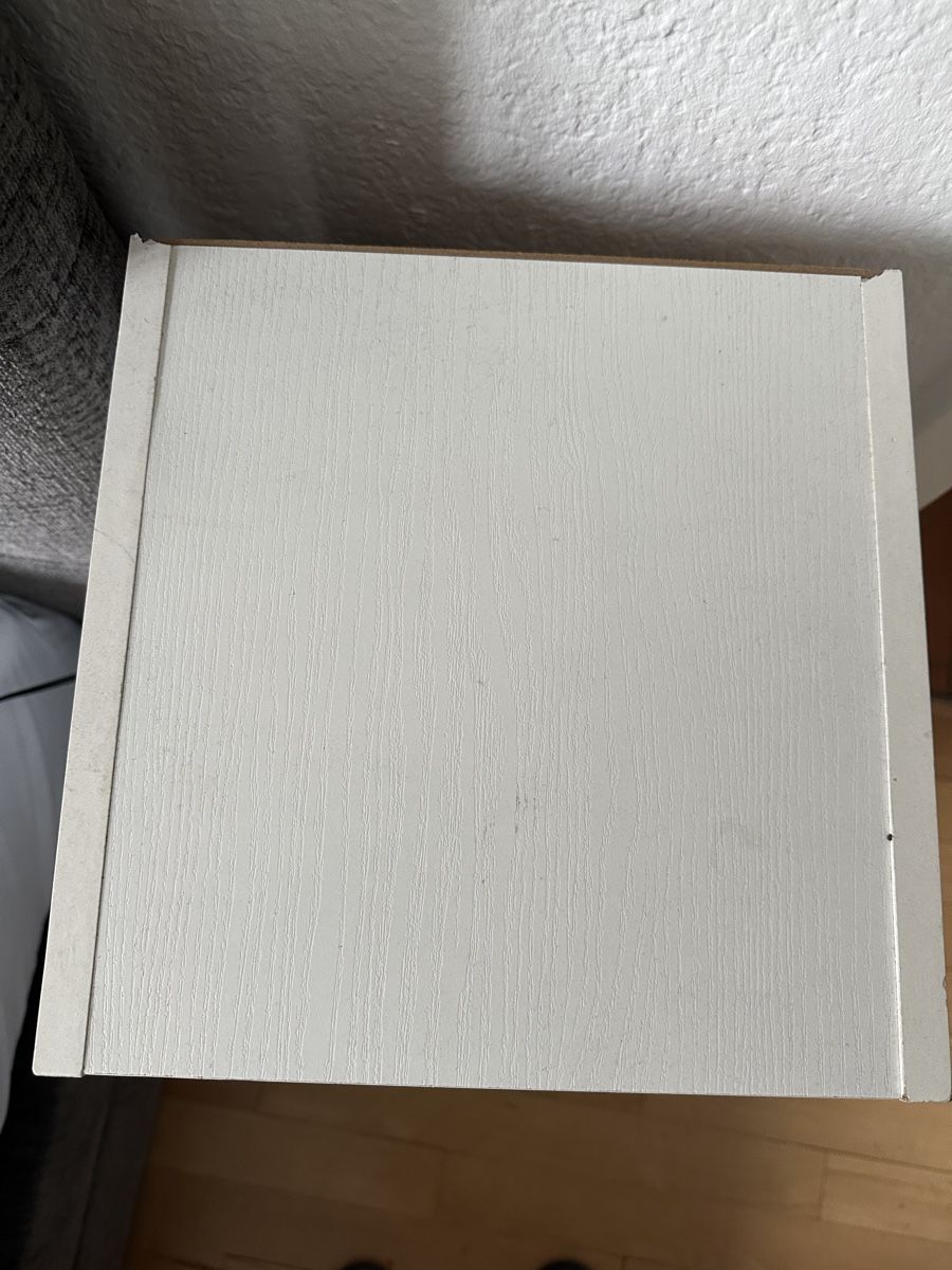 Regale: Weisses Gestell – Gebraucht aus Bern von Geraldine025 1