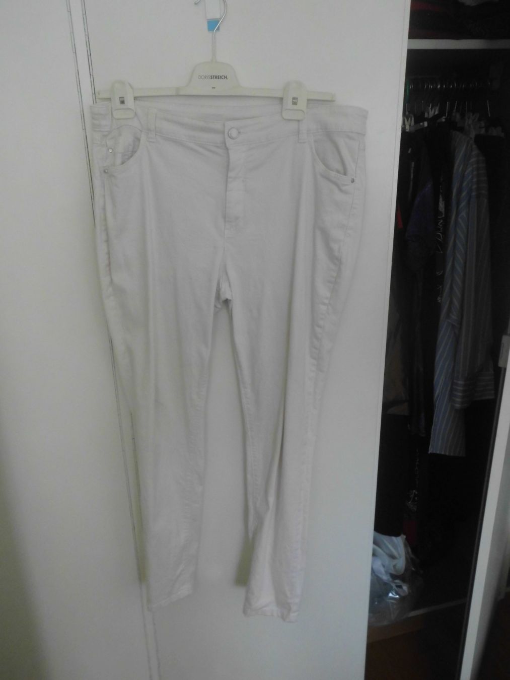 C&A Pantaloni: Pantalon blanc coton de C&A T. 46 – Nuovo (secondo la descrizione) da Marin-Epagnier venduto da Madja