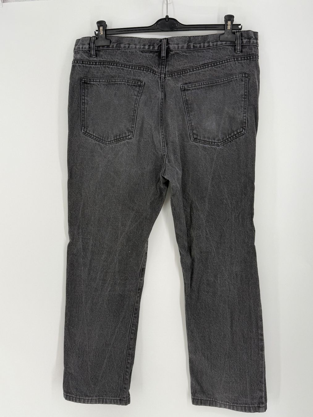 Jeans: Herren Jeans Gr. 50 – D'occasion à Auenstein par moin. 1