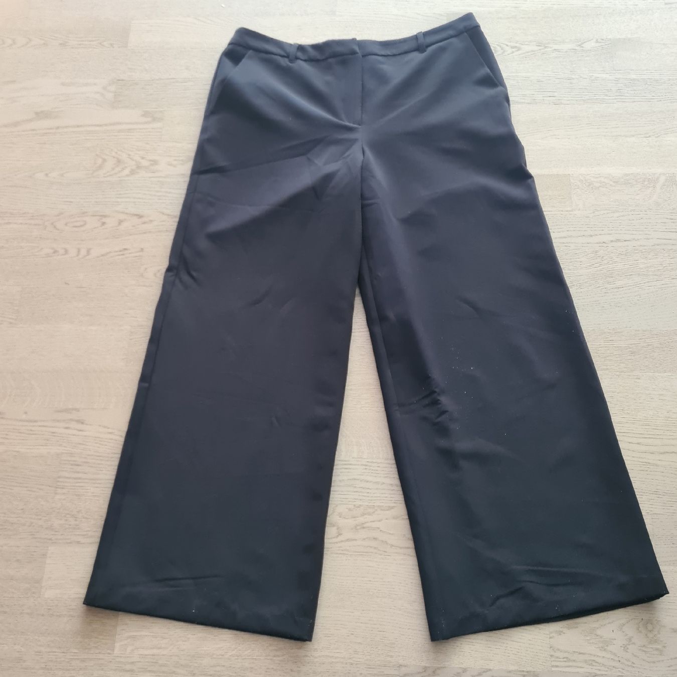 Pantaloni: Damen Hosen Gr. 42 Schwarz – Usato da Steinen venduto da turbogeiss99 3