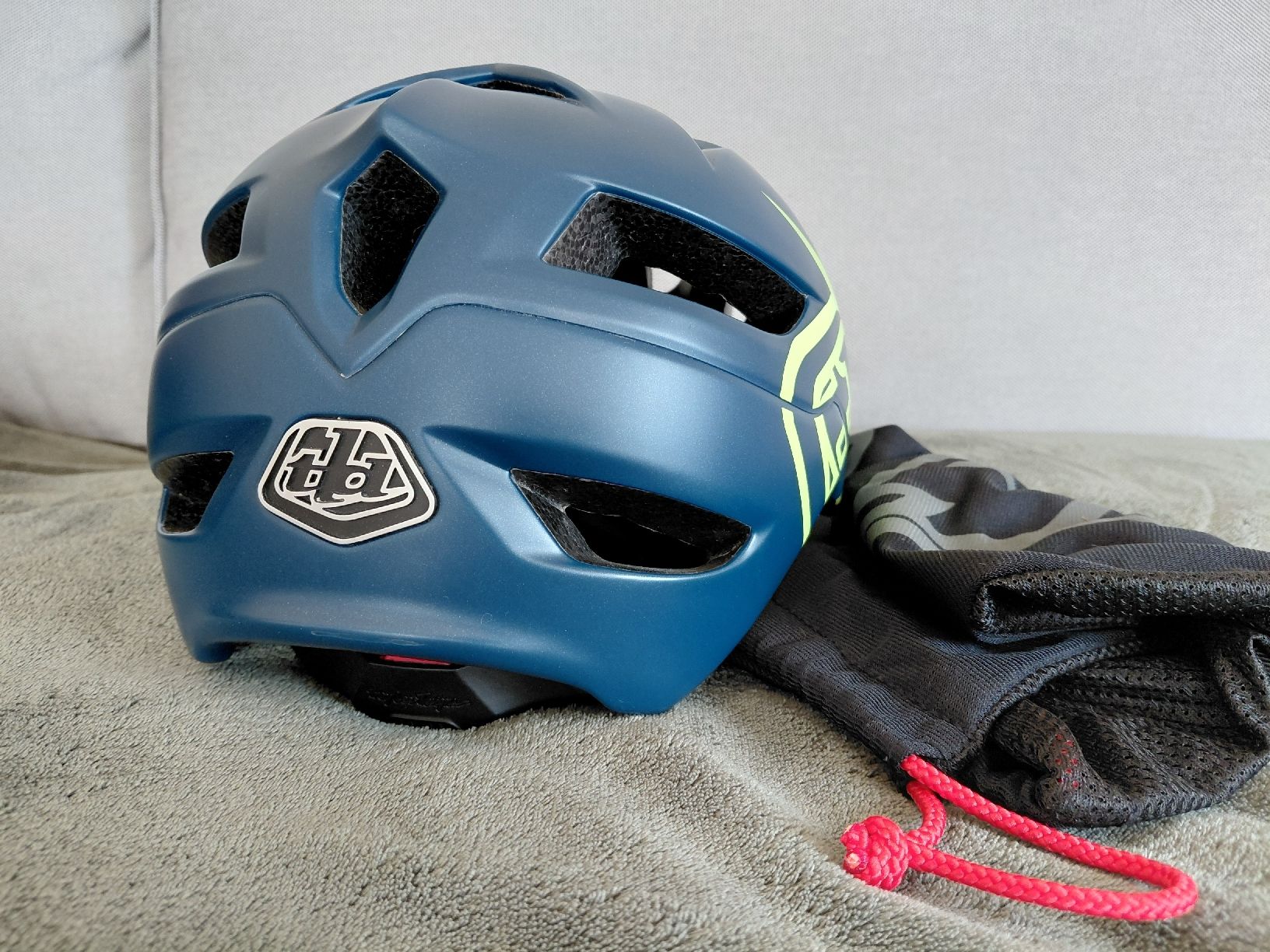 Troy Lee Caschi: MTB Fahrradhelm 54- 56cm – Usato da Windisch venduto da stiiine 1