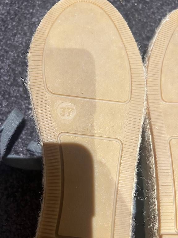 Damenschuhe: Lola Nomada Espadrilles – Neu und originalverpackt aus Walenstadt von aleana_7 1