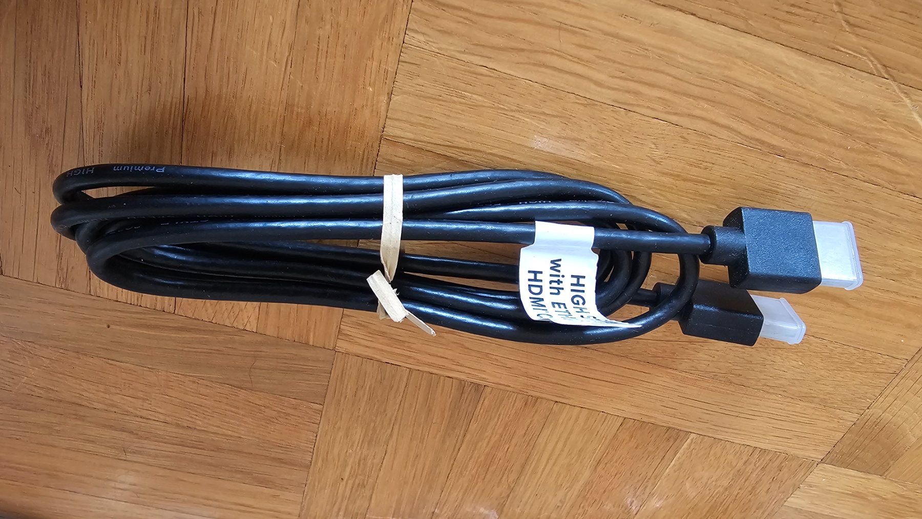 Cavi: HDMI Kabel mit Ethernet Premium High Speed neu – Nuovo (secondo la descrizione) da Klingnau venduto da anduril_25